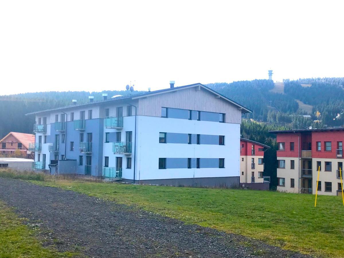 Luxury Keilberg Apartment Loučná pod Klínovcem Bagian luar foto