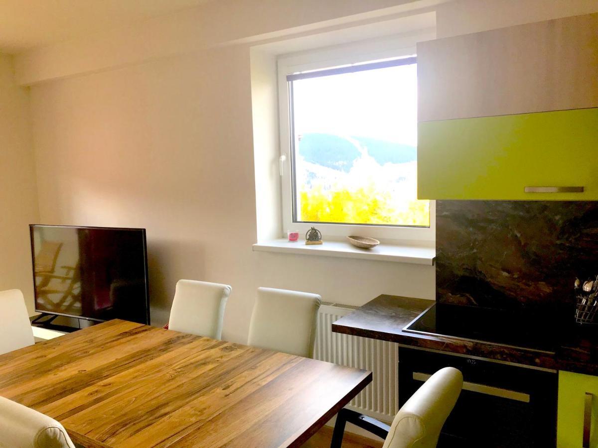 Luxury Keilberg Apartment Loučná pod Klínovcem Bagian luar foto